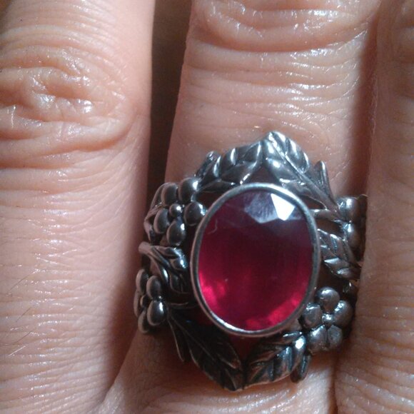 Bali Legacy Niassa Ruby Sterling Silver Solitaire Ring (Size 8) - Picture 8 of 15